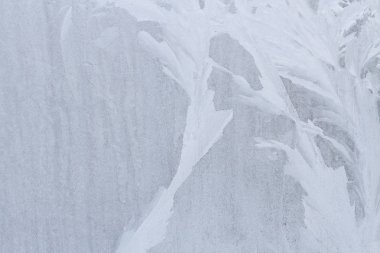 Kış soğuk desenleri donmuş buz penceresinde