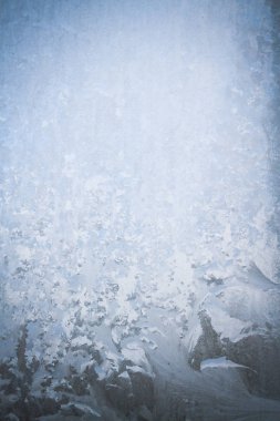 Kış soğuk desenleri donmuş buz penceresinde