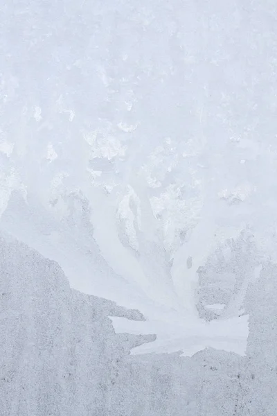 冬冷凍・ アイス ウィンドウに冷ややかなパターン — ストック写真