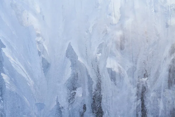Χειμώνα frosty μοτίβα στο παράθυρο κατεψυγμένο πάγος — Φωτογραφία Αρχείου