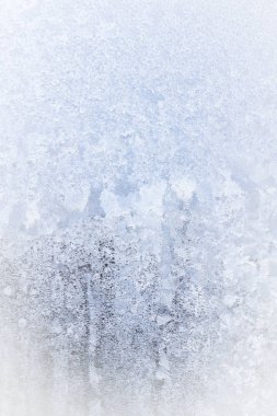 Kış soğuk desenleri donmuş buz penceresinde