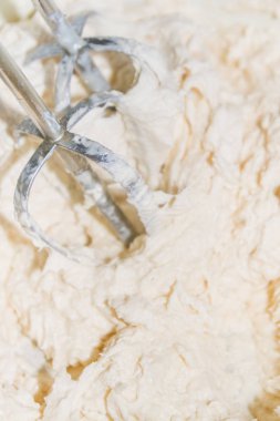 Krem ile bir mikser karıştırma