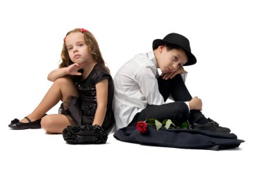 küçük çocuklar arasında romantik kavga.