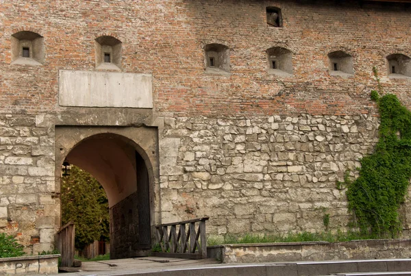 Old beautiful city. Historical city. Tourist Centre. — Stock Photo, Image