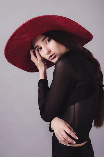 Beautiful woman with red hat. — Stock Photo, Image
