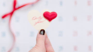 Takvim sayfasının Sevgililer