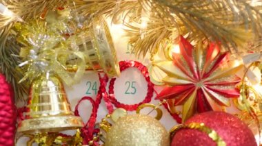 Takvim sayfası tatil dekorasyonu ile Noel günü