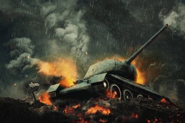 Yanan ateşi tepe üzerinde tank