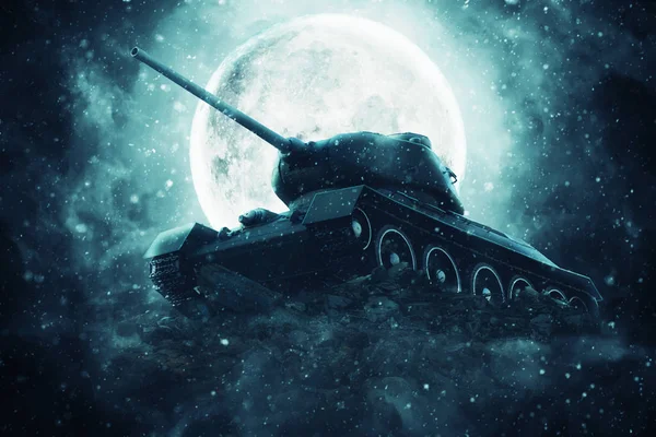 Battle tank in the light of the full moon — Stock Photo, Image