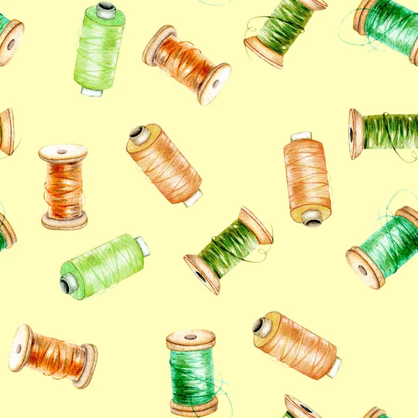 Nahtloses Muster mit grünen und orangefarbenen Garnspulen — Stockfoto