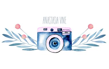 Mockup logosunun suluboya kamera ve çiçek öğeleri