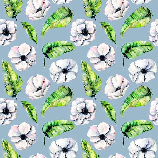 Nahtloses Muster mit Aquarell weißen Anemonen und grünen exotischen Blättern — Stockfoto
