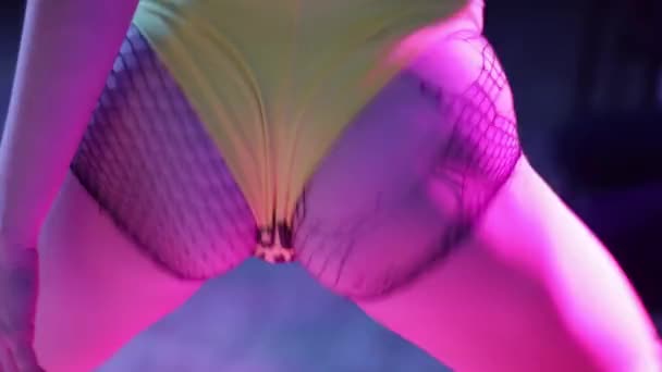 Italiya anal jinsiy aloqa Hayvonlar jinsiy aloqa video