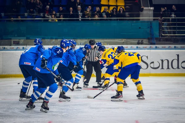 Kiev, Ukraine - December 17, 2019: ice hockey u20 world championship Ukraine - Ukraine VS Italy — Stock Photo, Image