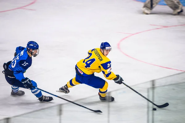 Kiev, Oekraïne - 17 december 2019: ijshockey u20 wereldkampioenschap Oekraïne - Oekraïne vs Italië — Stockfoto