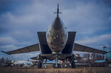 Kyiv 'deki havacılık müzesi büyük bir askeri sivil uçak koleksiyonu ve Ukrayna havacılık tarihi tarafından temsil edilmektedir.