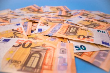 50 avroluk temiz bir geçmiş.