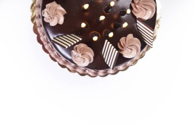 Çikolatalı doğum günü pastası yarısı 