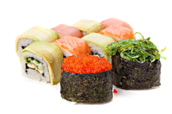 Üzerinde izole suşi roll Japon yiyecek yemek listesi içinde Restoran, dizi — Stok fotoğraf