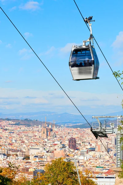Cable car to Montjuic hill. Cityscape of Barcelona. — Stock Photo, Image