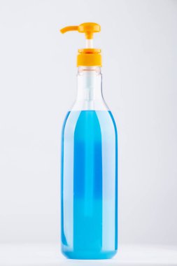 El yıkama için alkol jeli anti virüs