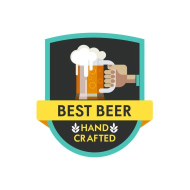 Bira logo, amblem. Bir bardak bira tutan bir dövme ile kol. El hazırlanmış.