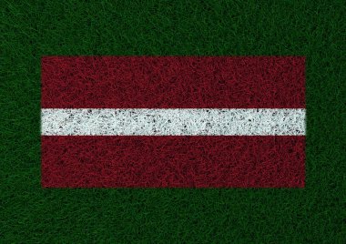 Letonya çim doku bayrağı