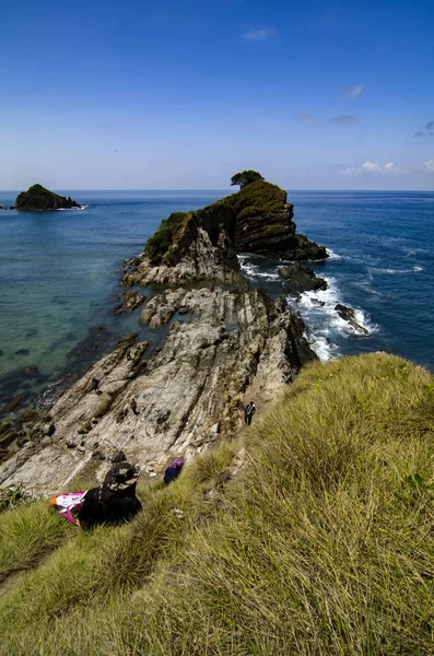 Turista non identificato scattare foto di vista incredibile Kapas Island situato a Terengganu, Malesia — Foto Stock