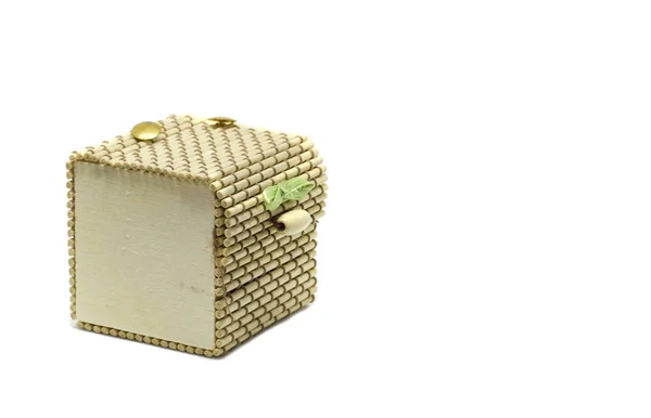Маленька ручна бамбукова кошик для подарунка двері — стокове фото