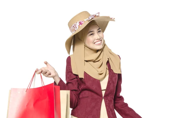 Bolsa de mano muslimah llevar aislado sobre fondo blanco ideal para ir de compras y estilo de vida — Foto de Stock