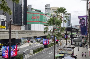 Kuala Lumpur, Malezya - Aralık 31,2017: Bukit Bintang Kuala Lumpur Altın üçgen ticaret bölgesinin bir alandır. Lüks alışveriş kompleksi ve entertaiment ile ünlü