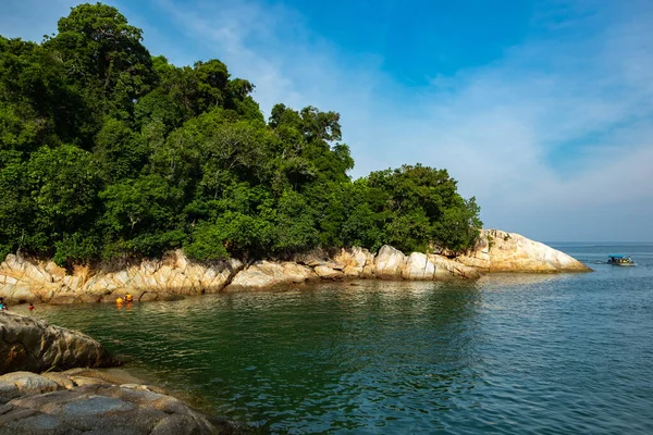 Turista Disfrutar Belleza Naturaleza Que Rodea Isla Pangkor Situado Estado — Foto de Stock