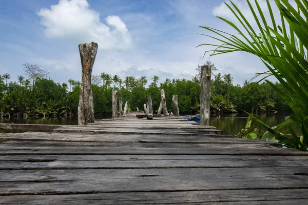 Traditionellt Fiske Landskap Ligger Terengganu Malaysia Blå Himmel Bakgrund — Stockfoto