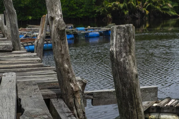 Традиционная Рыбацкая Деревня Расположенная Terengganu Малайзия Голубом Фоне Неба — стоковое фото