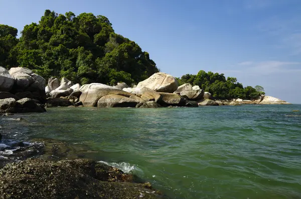 美丽的大自然 庞哥岛位于马来西亚的霹雳州 阳光灿烂 天空多云 — 图库照片