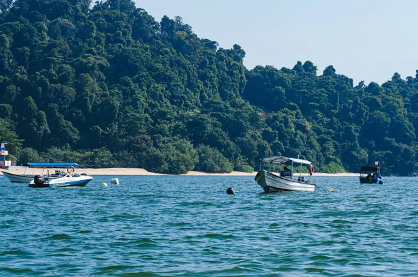 Pangkor Island Malasia Marzo 2020 Barco Para Practicar Deportes Náuticos — Foto de Stock