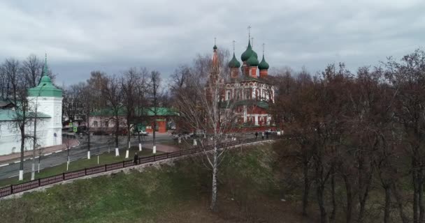 Yaroslavl Igreja Arcanjo Miguel — Vídeo de Stock