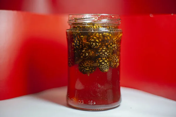 Jam from pine cones. Useful sweetness. — Stock Photo, Image