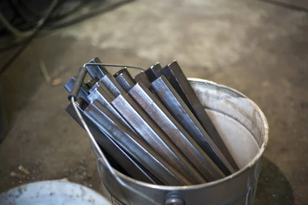 The metal profile is cut into bars. — Stock Photo, Image