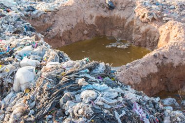 düzenli depolama sitesi, zehirli atık 