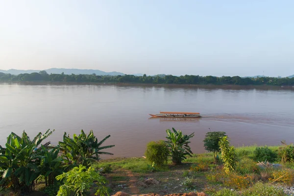 Viajar alrededor de chiang khan Loei, Los recursos hídricos importantes son el río Mekong — Foto de Stock