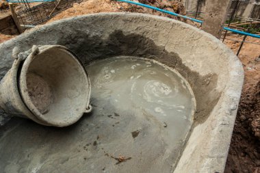 İnşaat sitesi - çimento tank - çimento karıştırıcı
