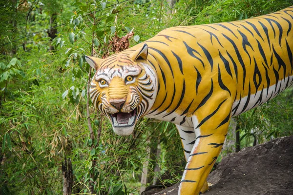 Monumento Tigre Ciudad Parque Tailandia — Foto de Stock