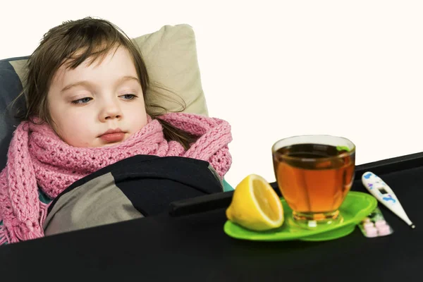Çocuk hasta, ateş, öksürük, burun akıntısı var