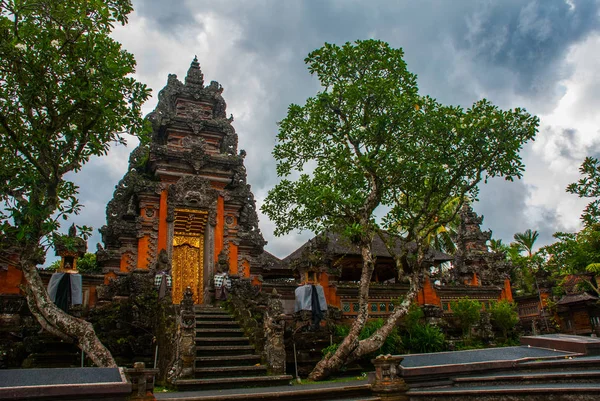 Temple du Lotus. Ubud, Bali . — Photo