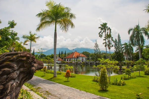 Vodní palác Udjung. Bali, Indonésie — Stock fotografie