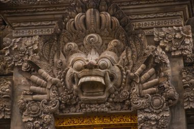 Bali dili tapınağın dekorasyon parçası. Bali. Ubud.