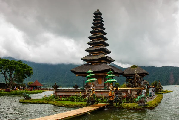 Pura Ulun Danu Batur temple. Bali, Indonesia. — Stockfoto