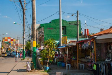 Manila, Filipinler gecekondu bölgesinde yer alan birçok kulübeleri.