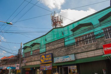 Yerel sokak evleri ile. Filipinler Manila